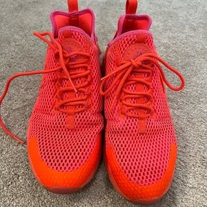 Nike Hurache, neon pink, 9.5